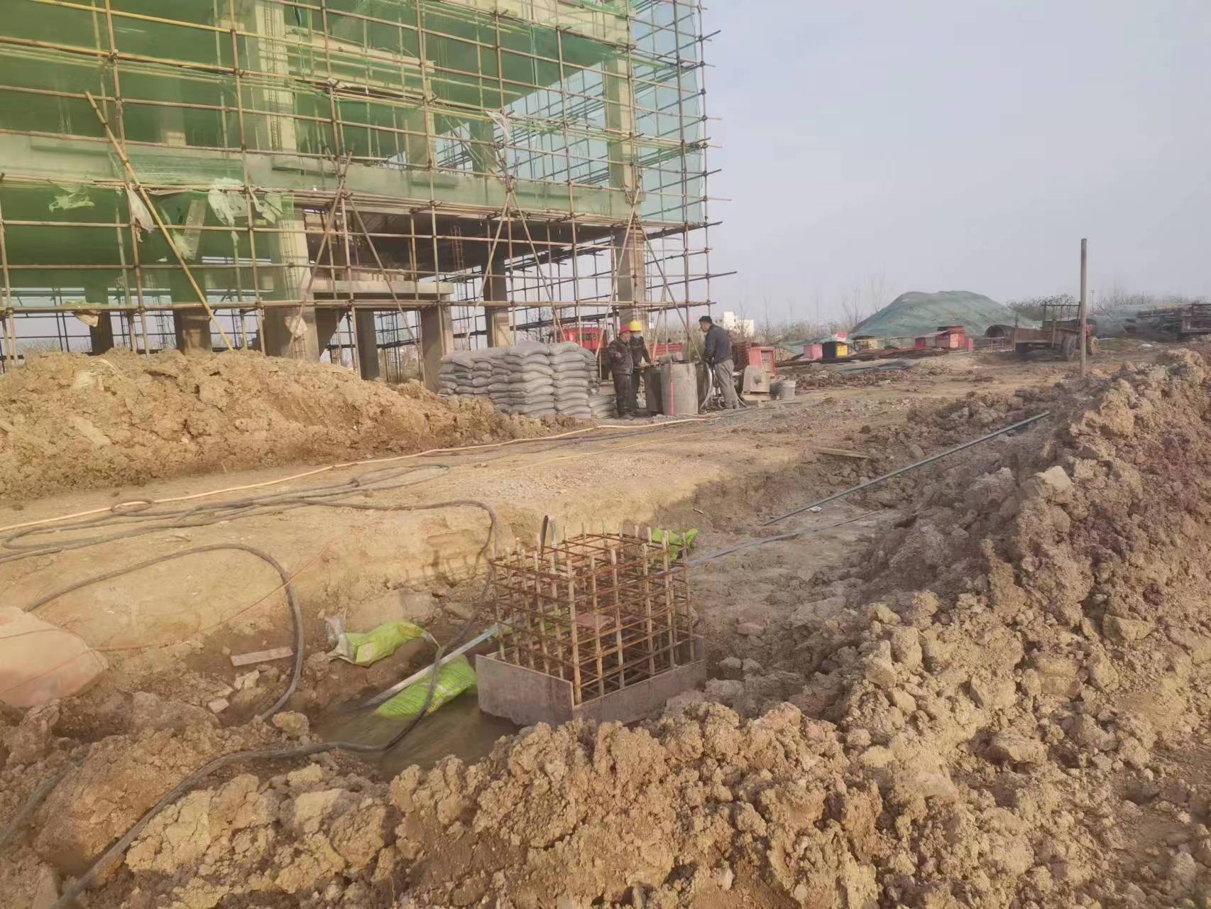 泗县当桥梁出现裂缝的时候应该及时加固修补